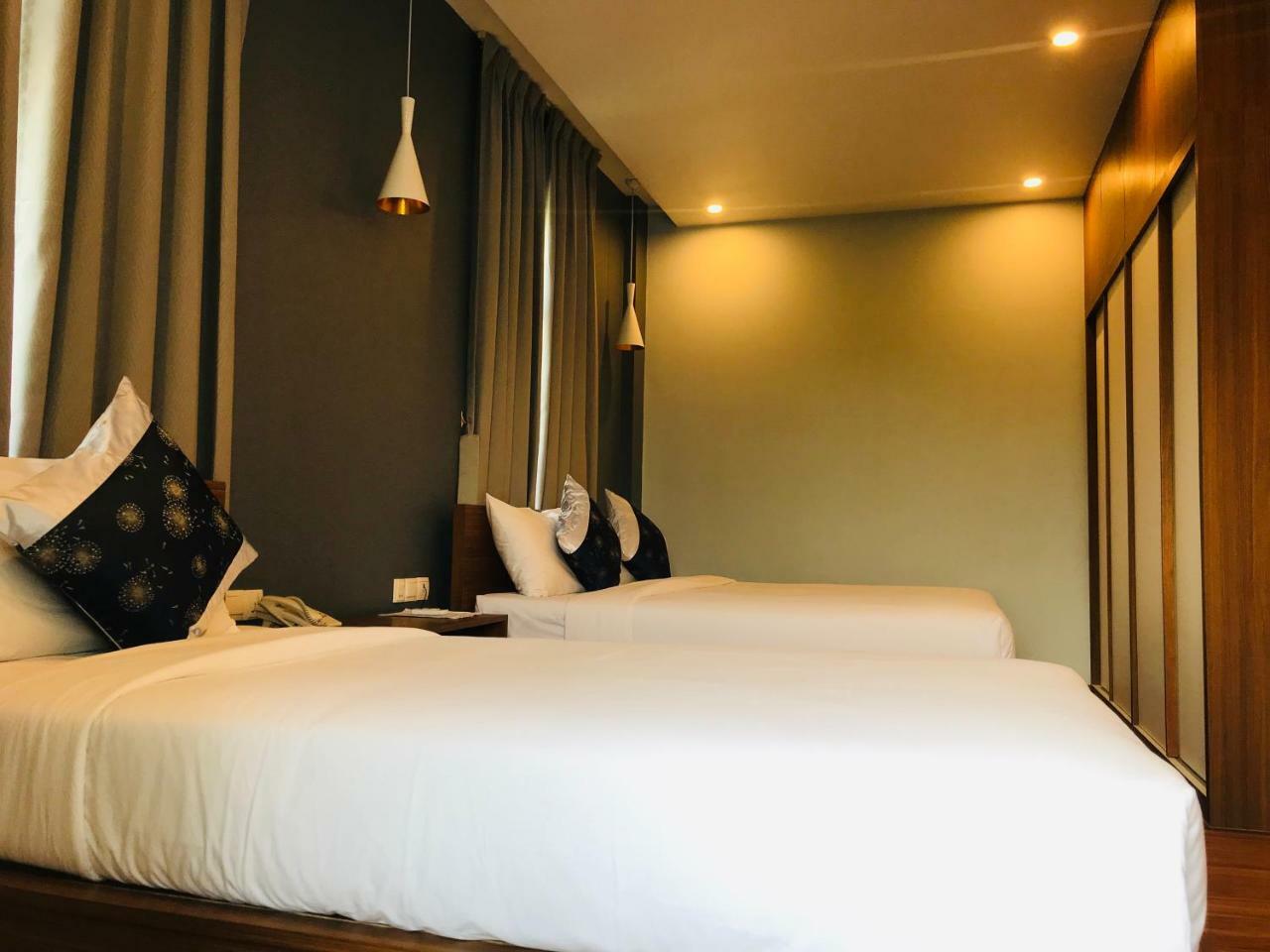 Regent Hotel Myeik Εξωτερικό φωτογραφία